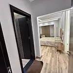 Grand Oasis Rooms