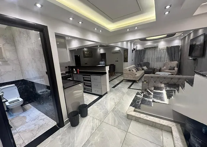 Grand Oasis Rooms